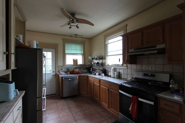Photo - 2012-2014 Shady Ave. Unit 2014 Shady Ave.