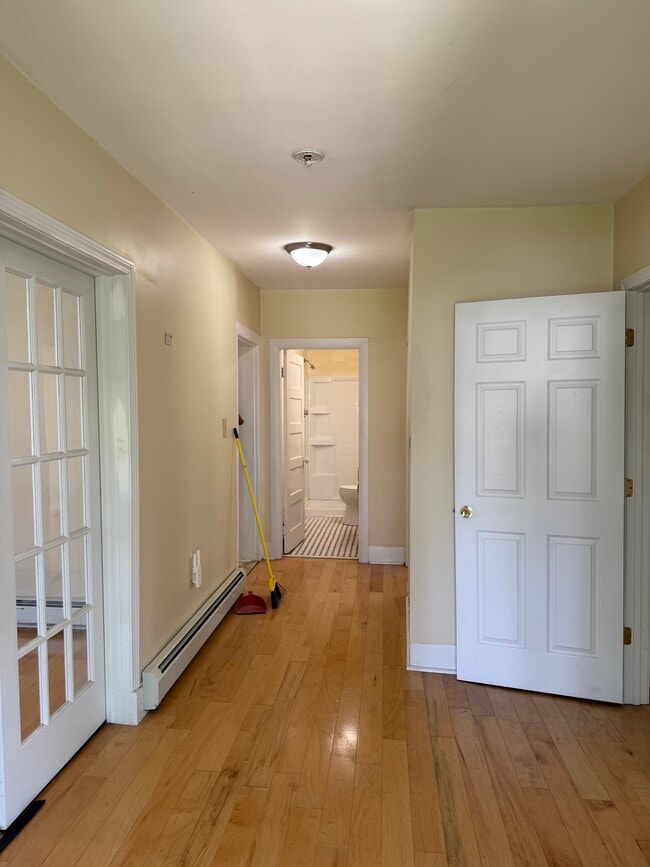 Photo - 44 Dover St Unit 2