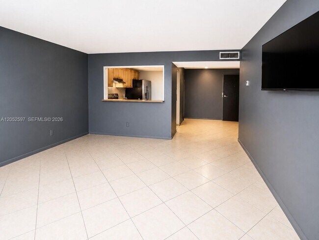Photo - 4848 NW 24th Ct Unit 436
