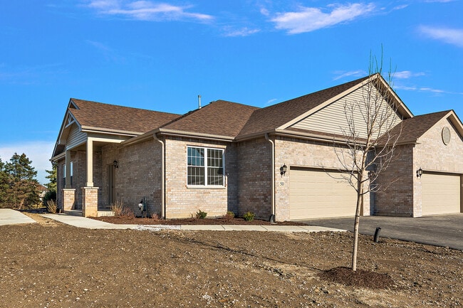 Building Photo - 58 Olympus Dr