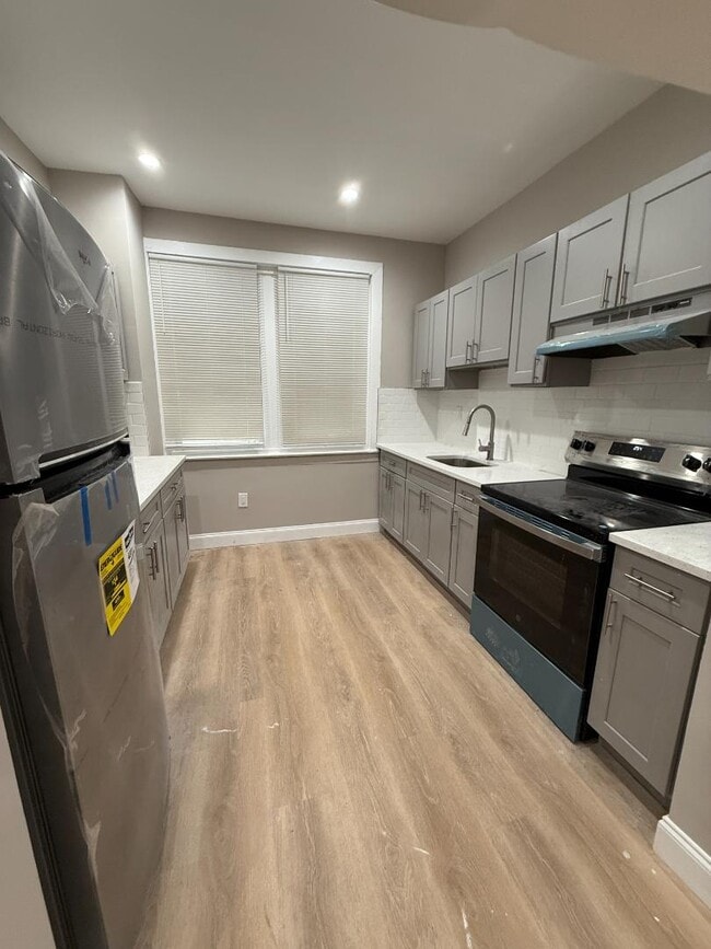 Building Photo - 2018 S 68th St Rental