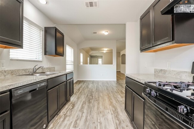 Photo - 19035 Brescia Ln
