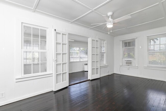 Photo - 3901 Washington Rd