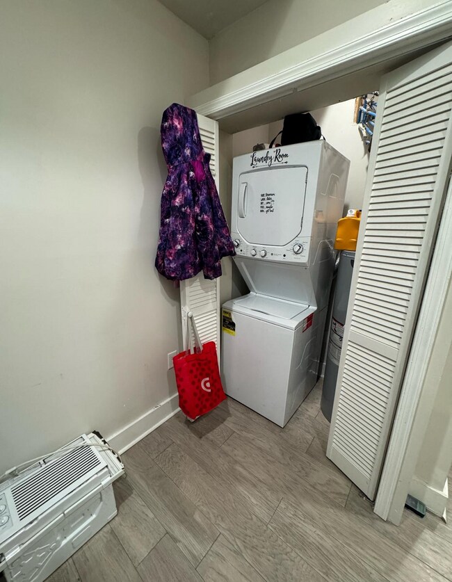 Photo - 1906 W Diamond St Unit 3