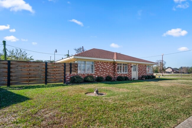 Photo - 3608 Wheeler Ave