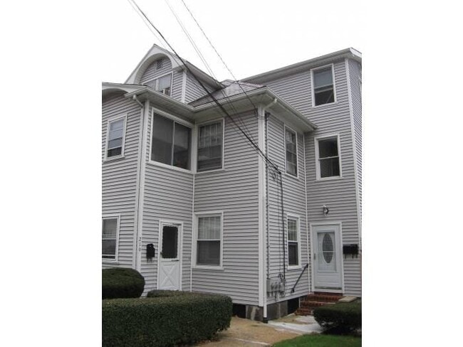 Building Photo - 217 Kendrick Ave Unit 3rd floor