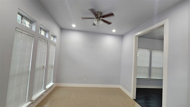 Photo - 3715 Aldridge Dr