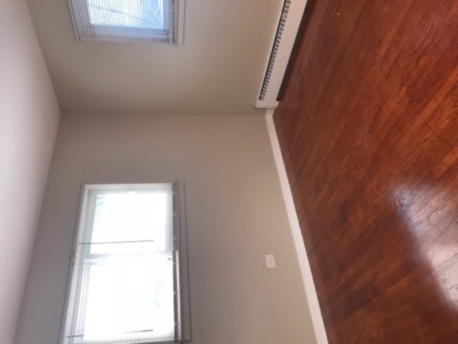 Photo - 2618 W Cornelia Ave