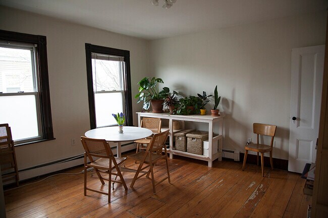 Photo - 25 Everett St