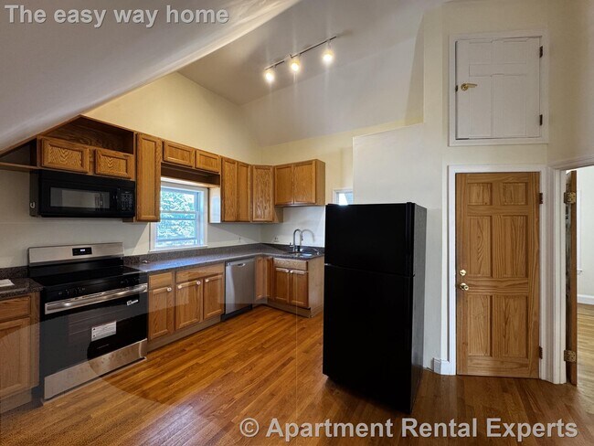 Photo - 30 Hume Ave Unit #3
