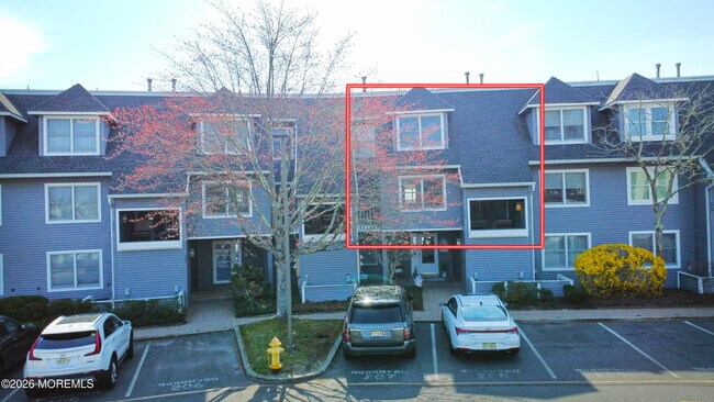 Photo - 210 Spinnakers Cv