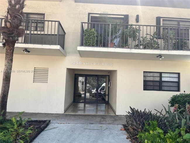 Photo - 1250 Lincoln Rd Unit 310