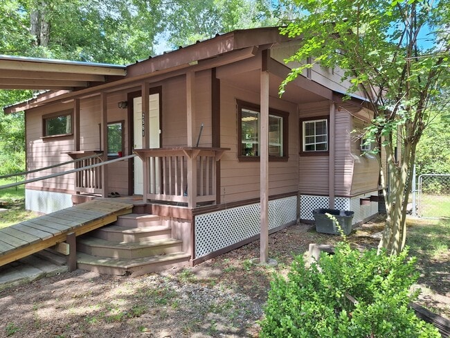 Building Photo - 2561 Pioneer Ln Rental
