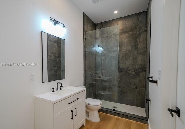 Photo - 112 NW 24th Ct