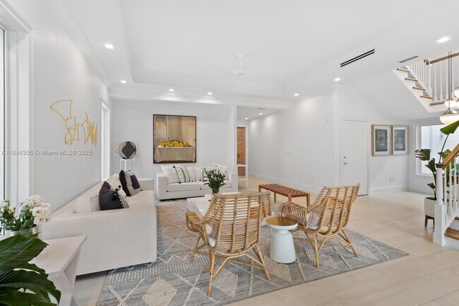 Photo - 5 Coconut Ln