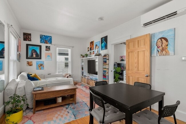 Photo - 32 Richardson St Unit 2