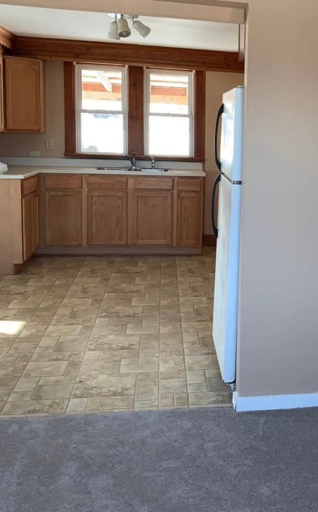 Photo - 209 Melody Ln