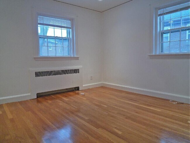 Photo - 37 Wyman St Unidad #2