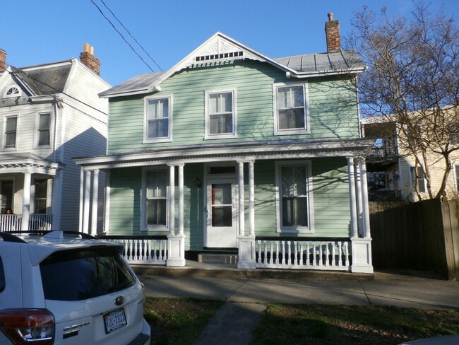 Building Photo - 301 Chimborazo Blvd Rental