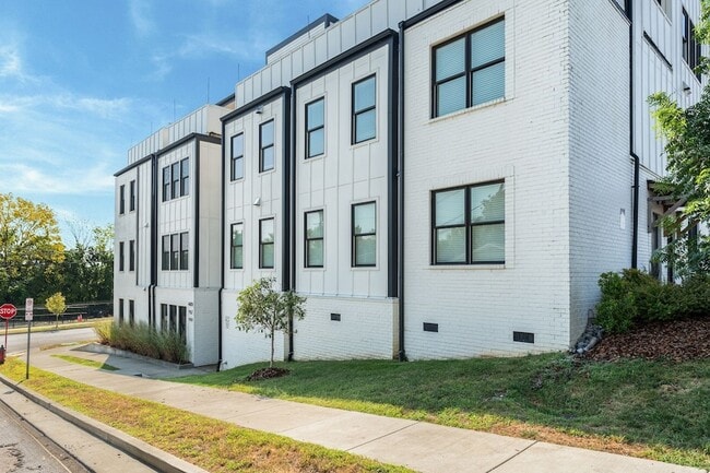 Photo - 4405 Kentucky Ave Unit 401