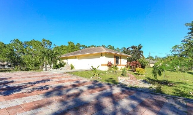 Photo - 17727 76th St N