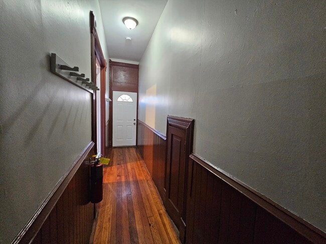 Photo - 2000 S Ashland Ave Unit 1