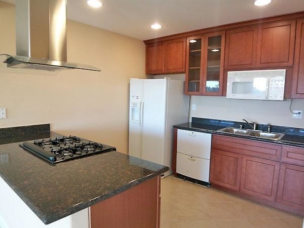 Building Photo - 7285 Snake Rd Unit A