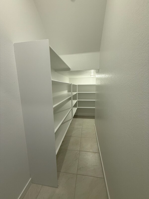 Photo - 1545 Layla St