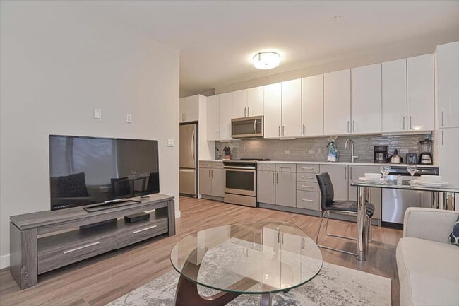 40 E Pier Dr Unit SI ID1039832P