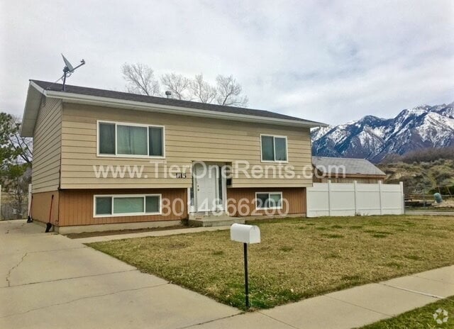 Building Photo - NO DEPOSIT option available for qualified ... Rental