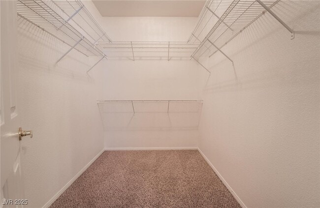 Building Photo - 5989 Lamotte Ave
