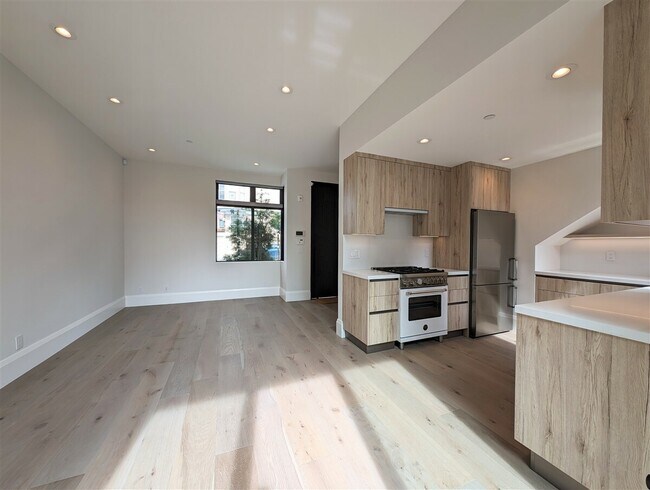 Photo - 2709 23rd St