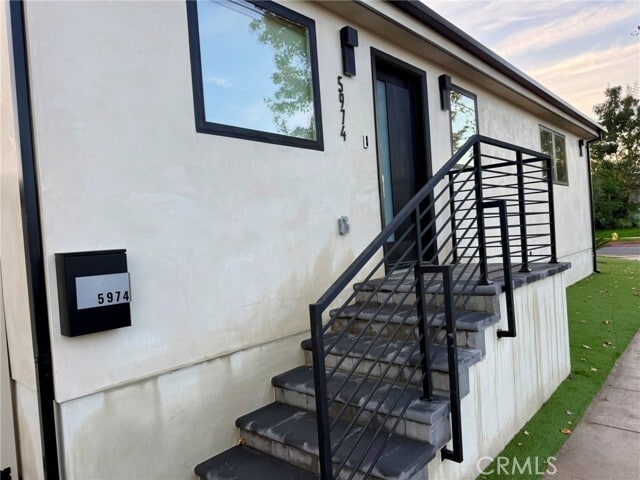 Photo - 5974 Jamieson Ave