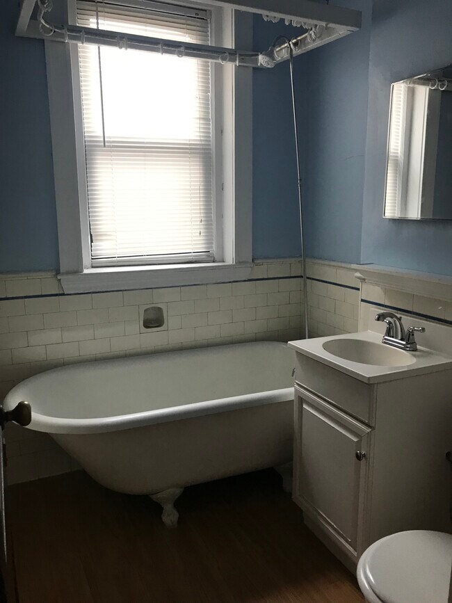 Building Photo - 43 Glenville Ave Unit 17 Rental