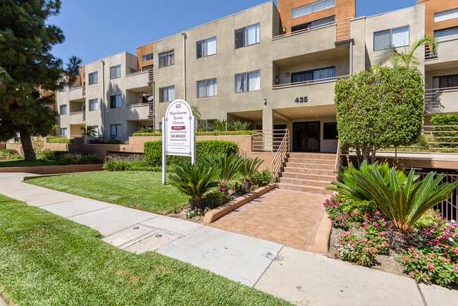 Hawthorne Apartments