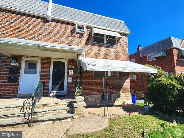Building Photo - 825 Solly Ave Unit 2ND FLR. Rental