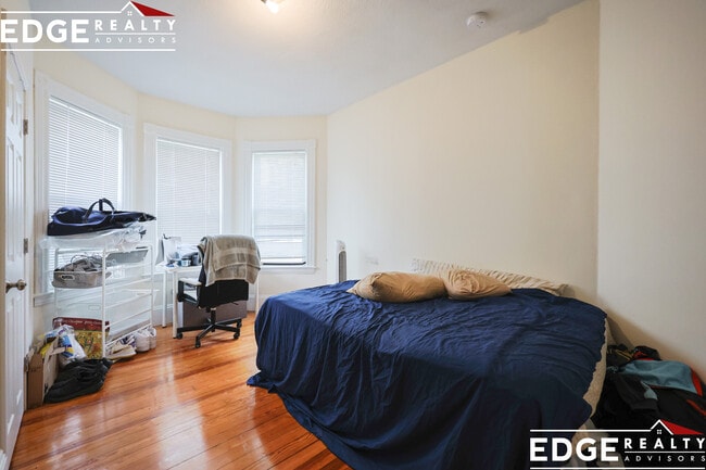 Photo - 155 Murdock St Unit 1