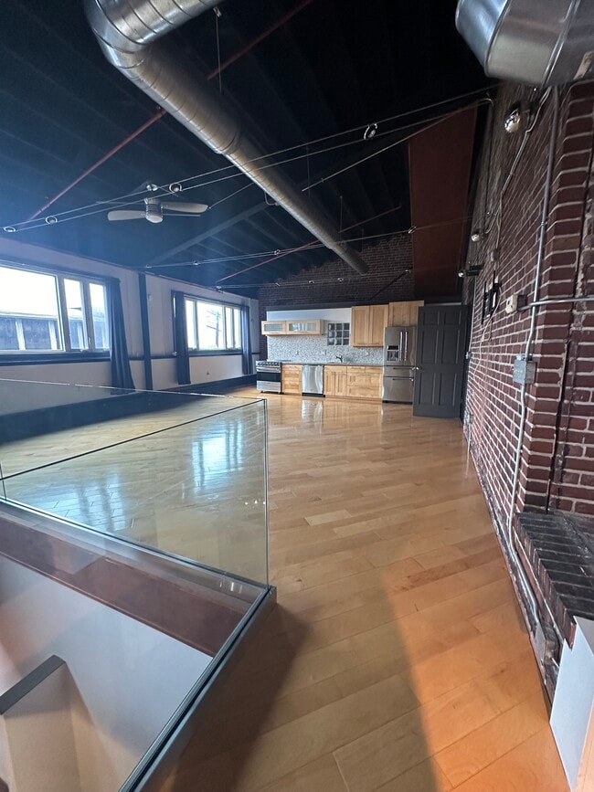 Photo - 18 Catherine St