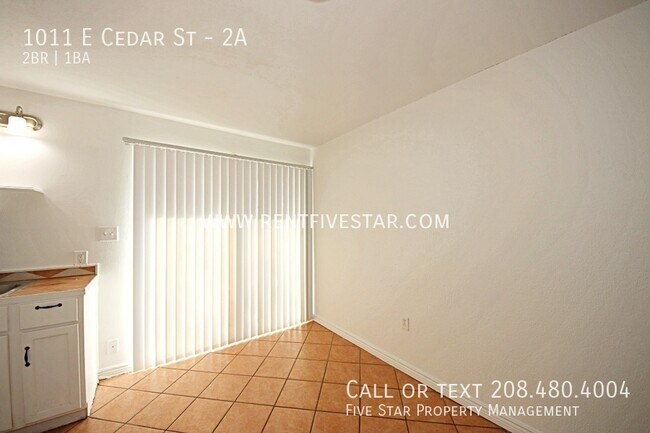 Photo - 1011 E Cedar St Unidad 2A
