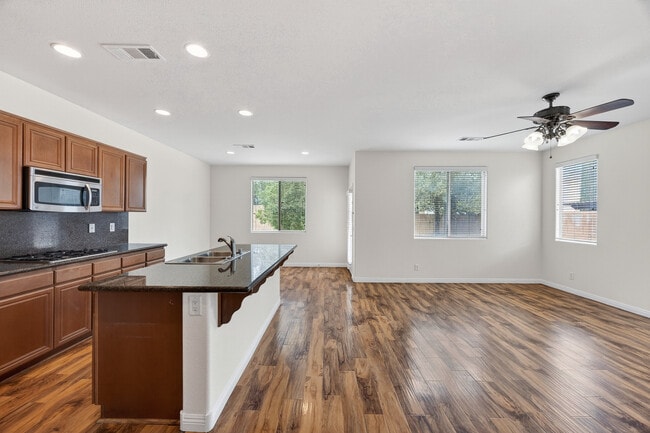 Photo - 10324 Bush Mountain Ave