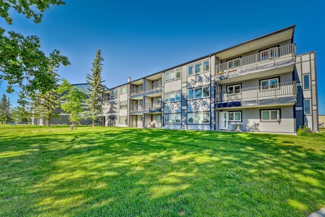 Photo - Tower Lane Terrace Apartments