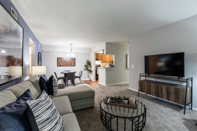 Cobblestone Grove Apartment Homes