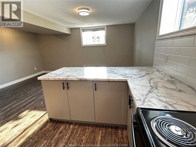Photo - 2125 Fox Run Rd