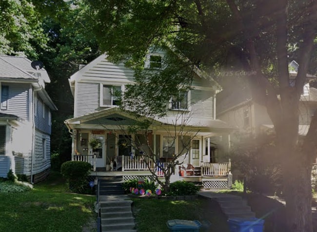 Building Photo - 308-310-310 Crosman Terrace Unit 310