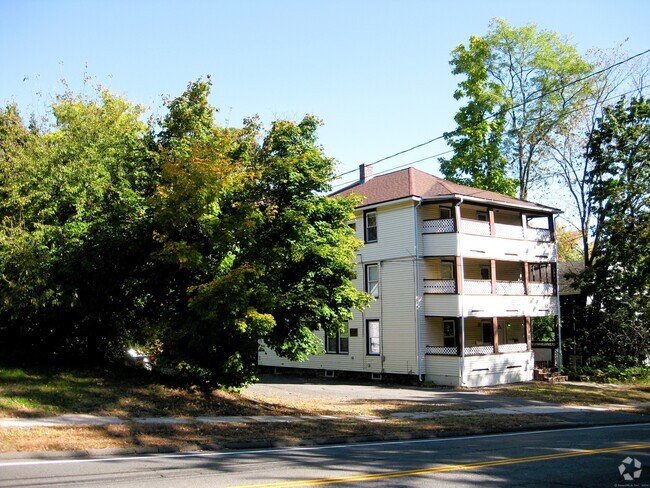 Building Photo - 32 Terryville Ave Rental