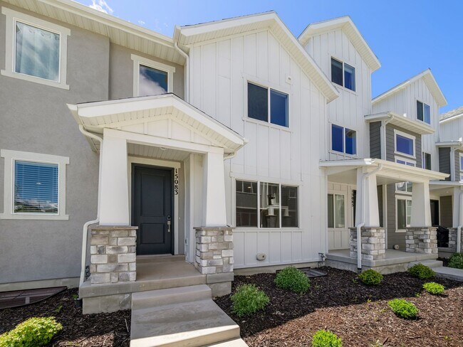 15083 S Reins Wy Unit 706