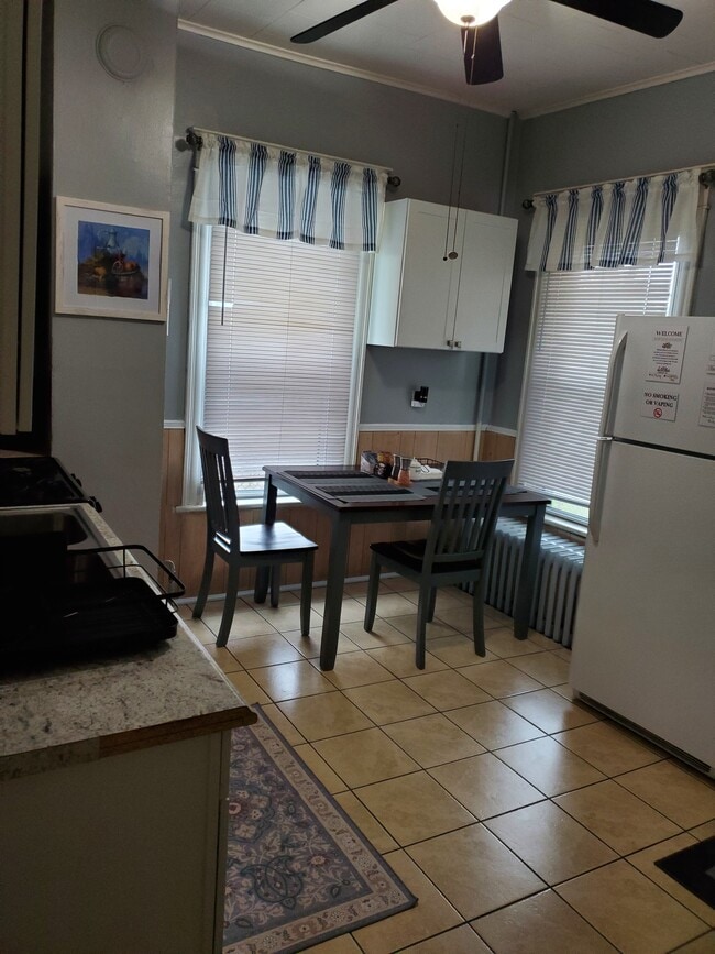 Kitchen - 20 Maple Ave Unit 1st floor