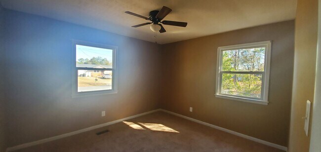 Photo - 2604 Aden Pl