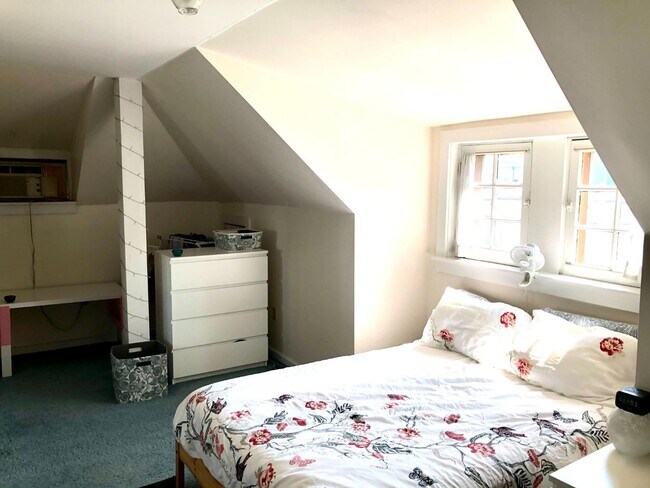 Photo - 334 Thrall St Unit 4