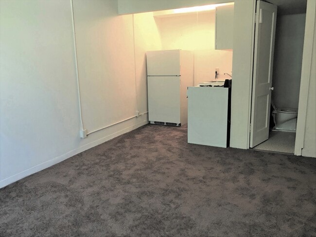 Photo - 6418 University Ave